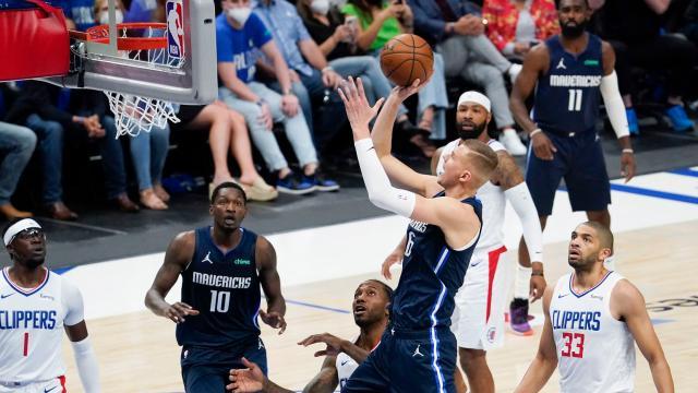 世界杯安装包-波神篮板数据不如坎帕佐！独行侠能否晋级他是关键